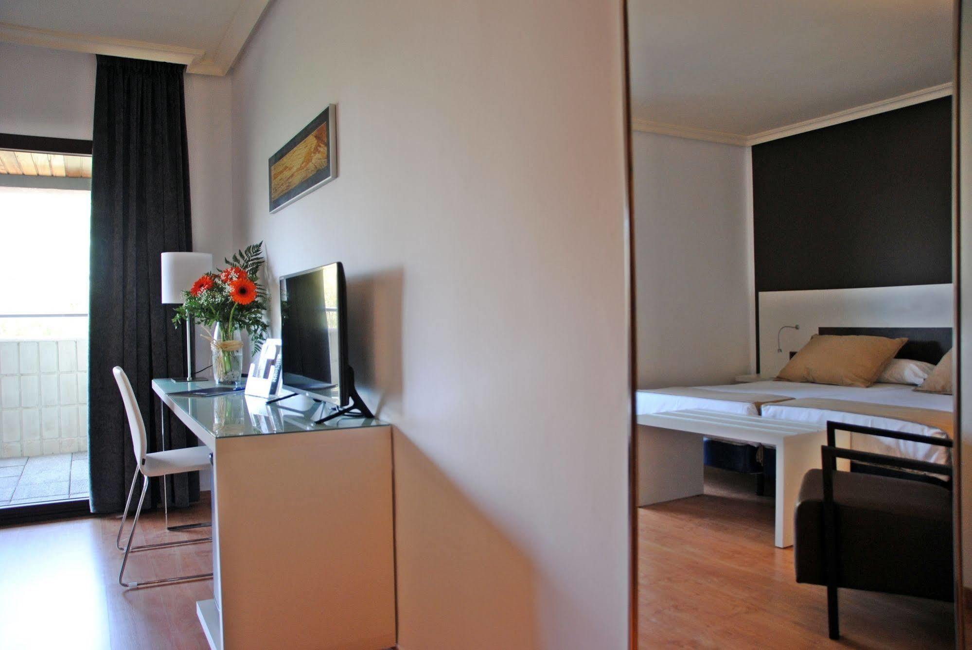 Sercotel Gran Hotel Zurbaran Badajoz Extérieur photo